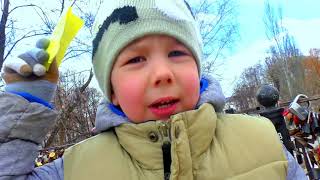 Хелпик устроил детский КВЕСТ для Ромы с игрушками Для детей kids children