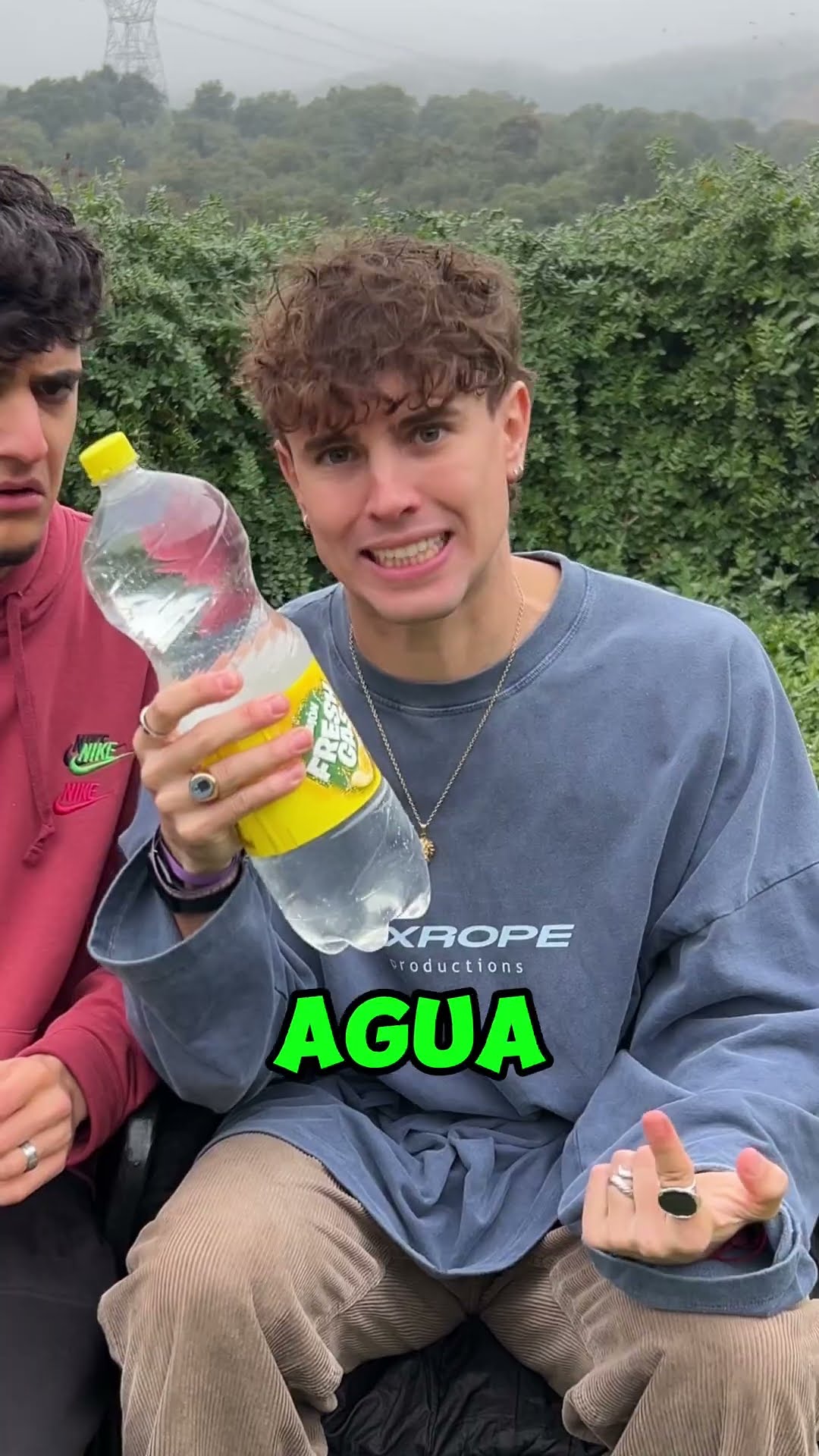 A Mi AMIGO le ENCANTAN los REFRESCOS (Le ENGAÑO con AGUA)