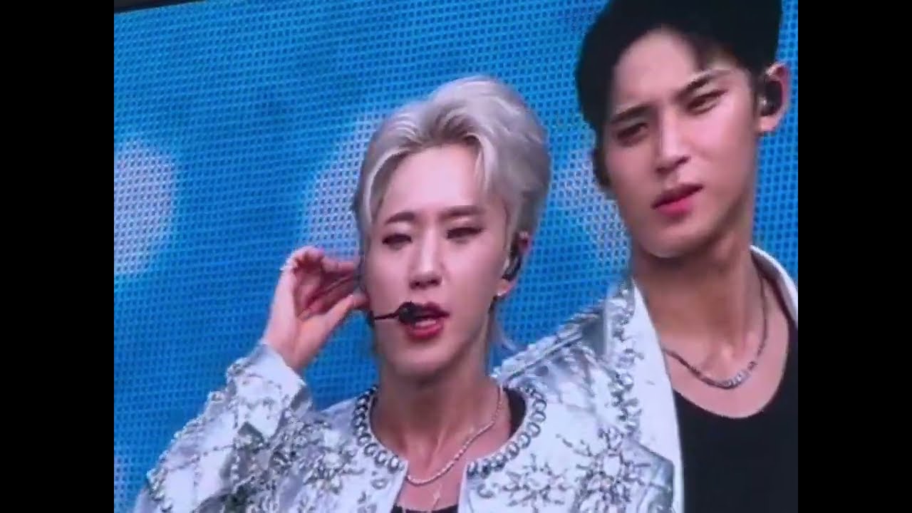 SEVENTEEN + their staff fixing member's hair PART 2