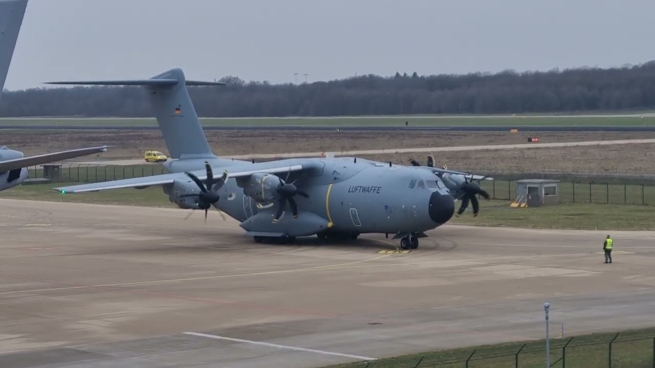 AIRBUS  A400m  starting-up