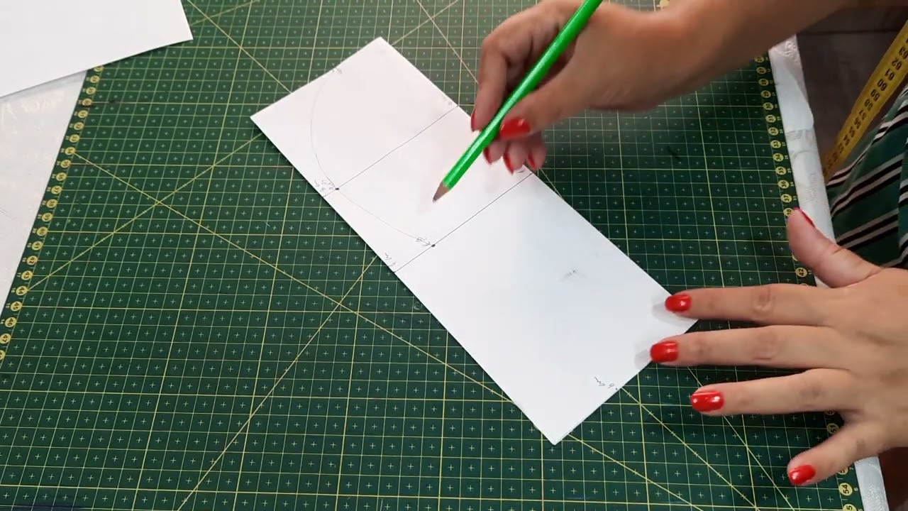 Como fazer o molde de babeiro.