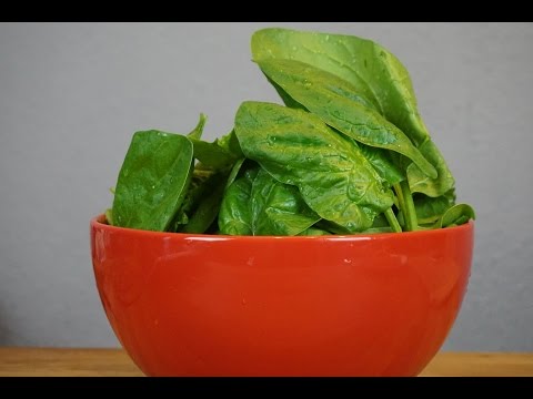 Video: Wie Man Spinat Kocht