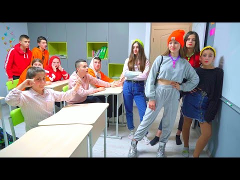 ხუმრობა სკოლაში 😱 დიანა და მისი მეგობრები ცუდი სტუდენტები გახდნენ!