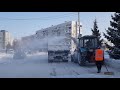 Очистка улиц от снега в Белокурихе. Да-да там много снега.