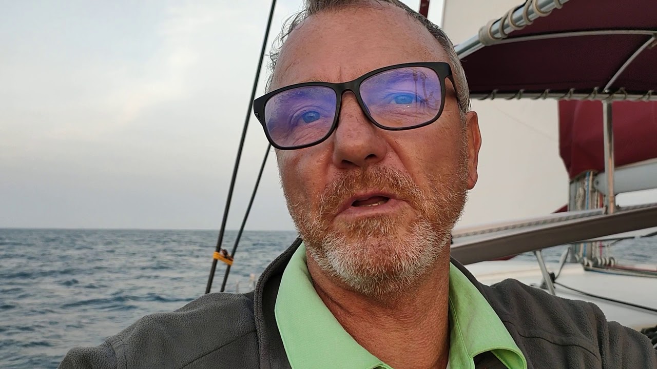 #36  6 jours de navigation entre Mamuju et Belitung en Indonésie