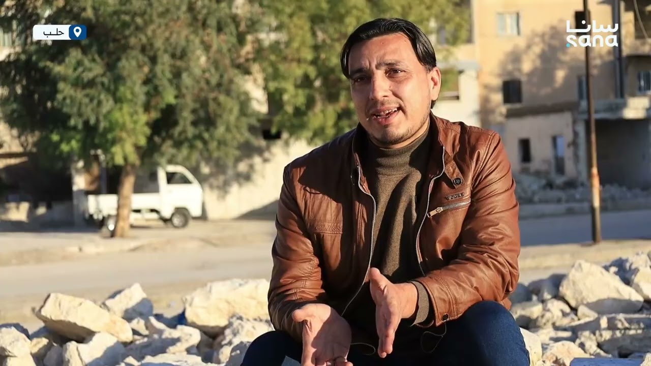 شقيقان على طريق الباب مساكن هنانو، فراق السكن ووحدة الحلم بالعودة. 