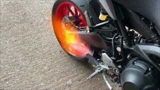Yamaha MT 09 Black Widow Exhaust System + Flames Pure Sound