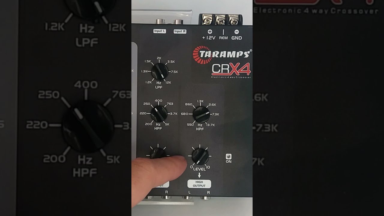 SHORTS - PRESENTATION TARAMPS CRX4 4-WAYS ACTIVE CROSSOVER