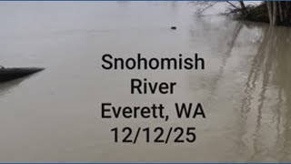 Snohomish River reaches historic level in Everett