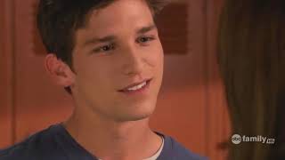The Secret Life of the American Teenager 1x01 'Falling in Love'