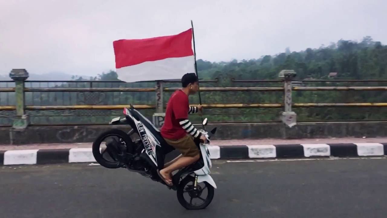 Slow Freestyler Bali Dirgahayu Indonesia Yang Ke 71 Stunt
