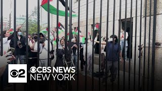 Pro-Palestinian demonstrations at Columbia University continue for 4th straight day