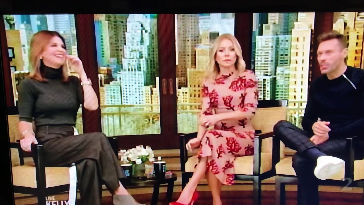 Lori Loughlin buBBle gum expert...she can BLOW for me anytime.