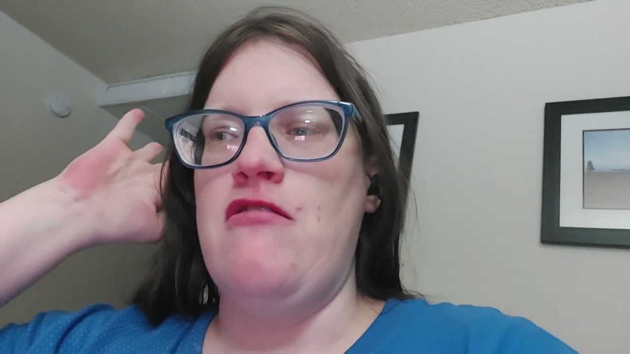 I was holding the phone with my right hand 😭