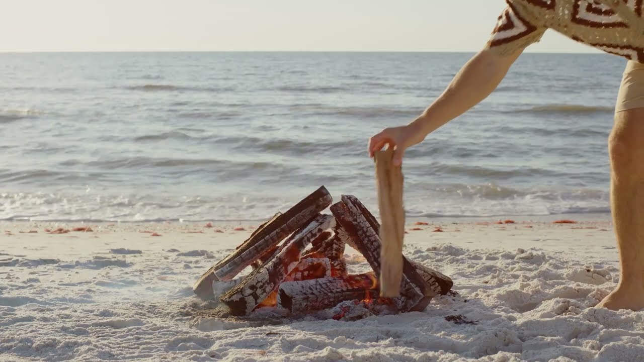 8-hour Florida Beachside Yule Log