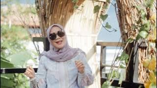 Download lagu Cinta Dan Permata Covered By Rina Mursyid