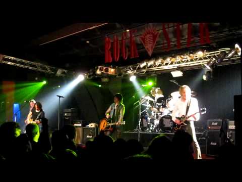 THIN LIZZY - Whiskey in the jar (29-1-2011 sala Ro...