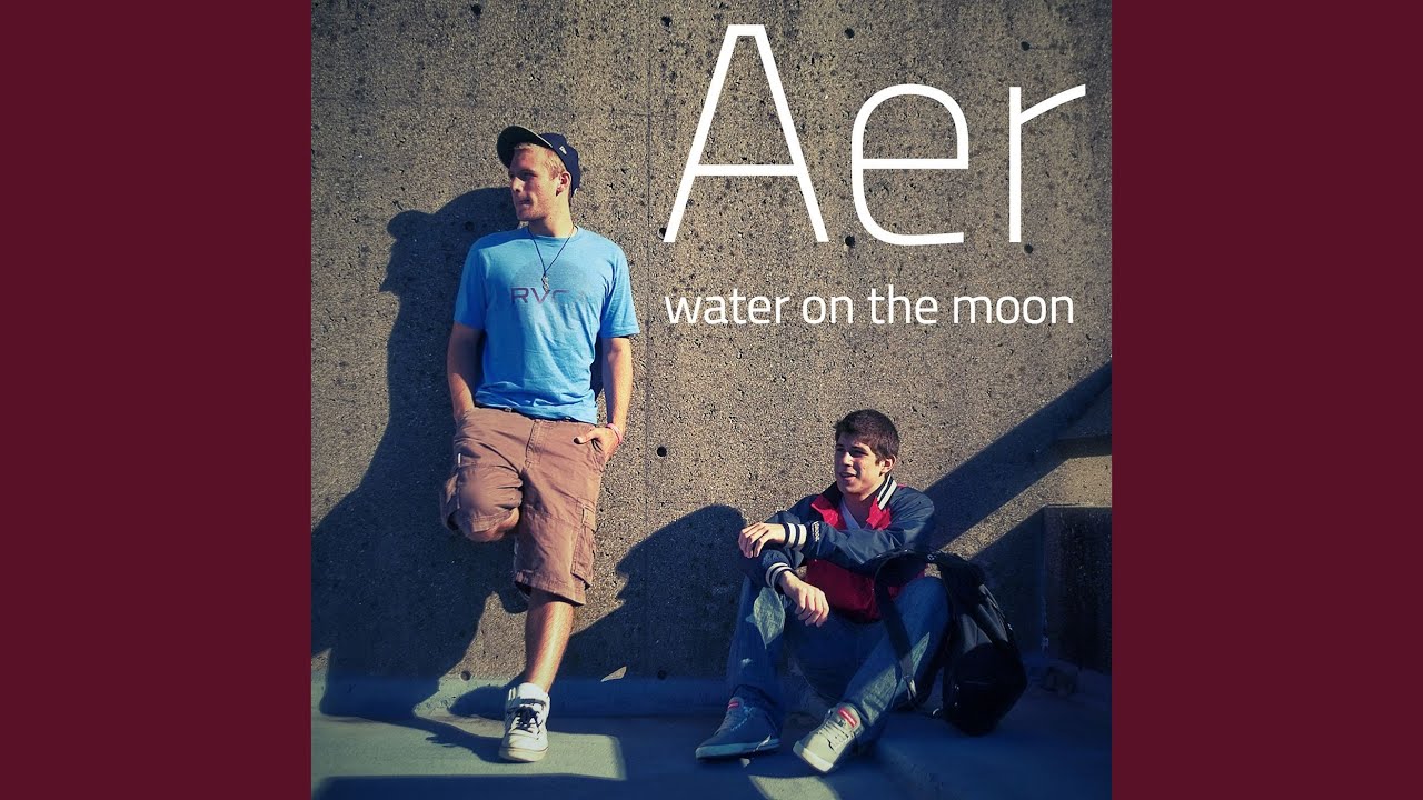 Mira Water on the Moon en YouTube Mira Water on the Moon en YouTube