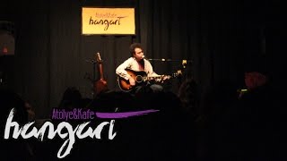 Video thumbnail of "Kaan Boşnak - Kusmak Üzereyim (Atölye&Kafe Hangart Akustik Sahne)"