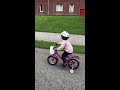 3 year old kid riding bike without support