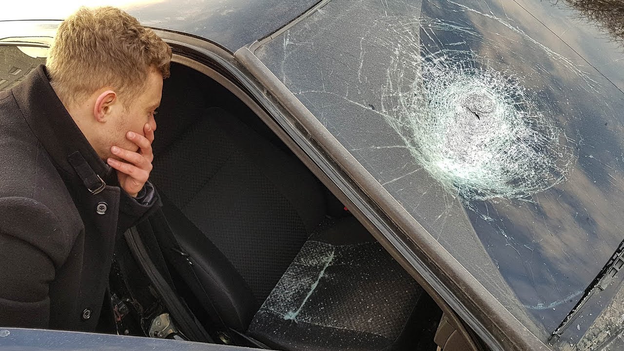 Разбил машину другу. Макс Ващенко сломал машину. Машина гопника. Отомстила Паше в машине.