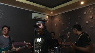 Download Lagu COVER LOE TOE YE / RIF MP3