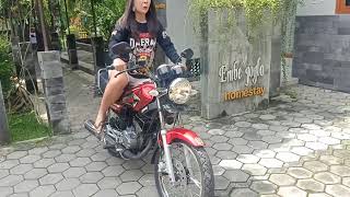 story wa. 30 detik happy asmara mengendarai rx king merah 😂🤣#rxking