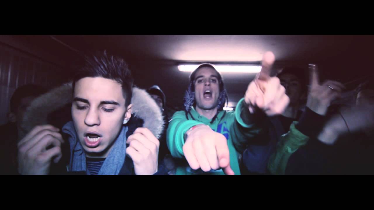 Ver Vaz Tè & Duate - Medaglia D'oro - Intro (John Wayne) Prod. Zero Vicious en YouTube Ver Vaz Tè & Duate - Medaglia D'oro - Intro (John Wayne) Prod. Zero Vicious en YouTube