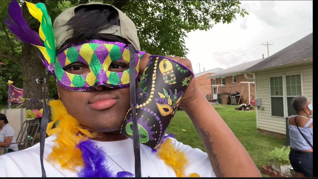 Mardi Gras Birthday cookout with my family