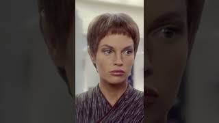 T'pol gets a headache from lack of sleep