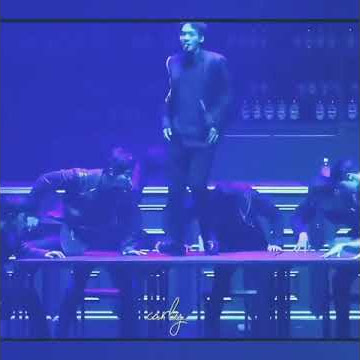 Chanyeol & Chen cute interaction at the stage || Chanchen moment #exo #chanchen #chanyeol #chen