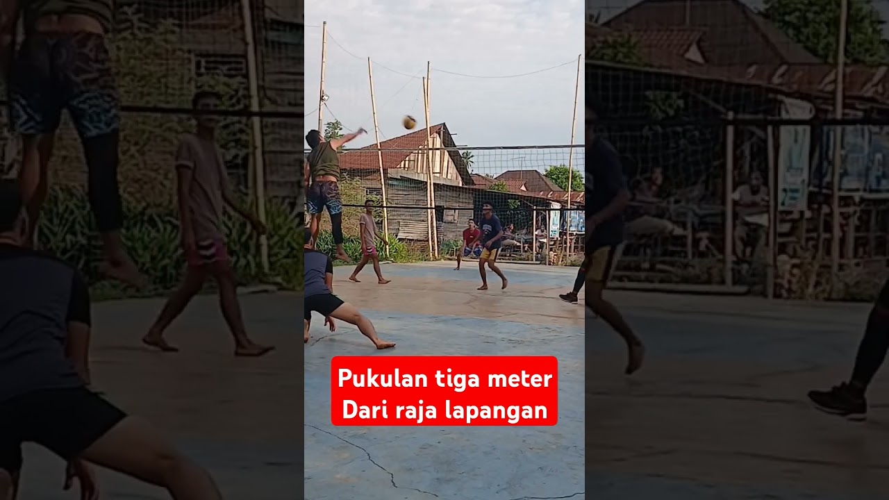 PUKULAN TIGA METER DARI RAJA LAPANGAN