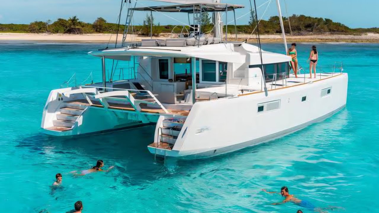 ⁣Angela Collins Yachts presents www.catamaranssouthafrica.com