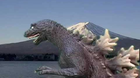 Godzilla vs Gamera part 1/2