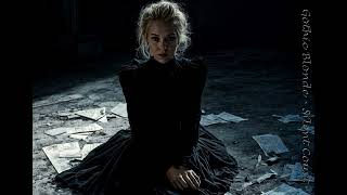 Gothic Blonde - Silent Court