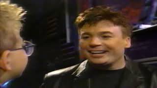 1997 Mtv Movie Awards - Mike Myers And Johnathan Lipnicki Conversation