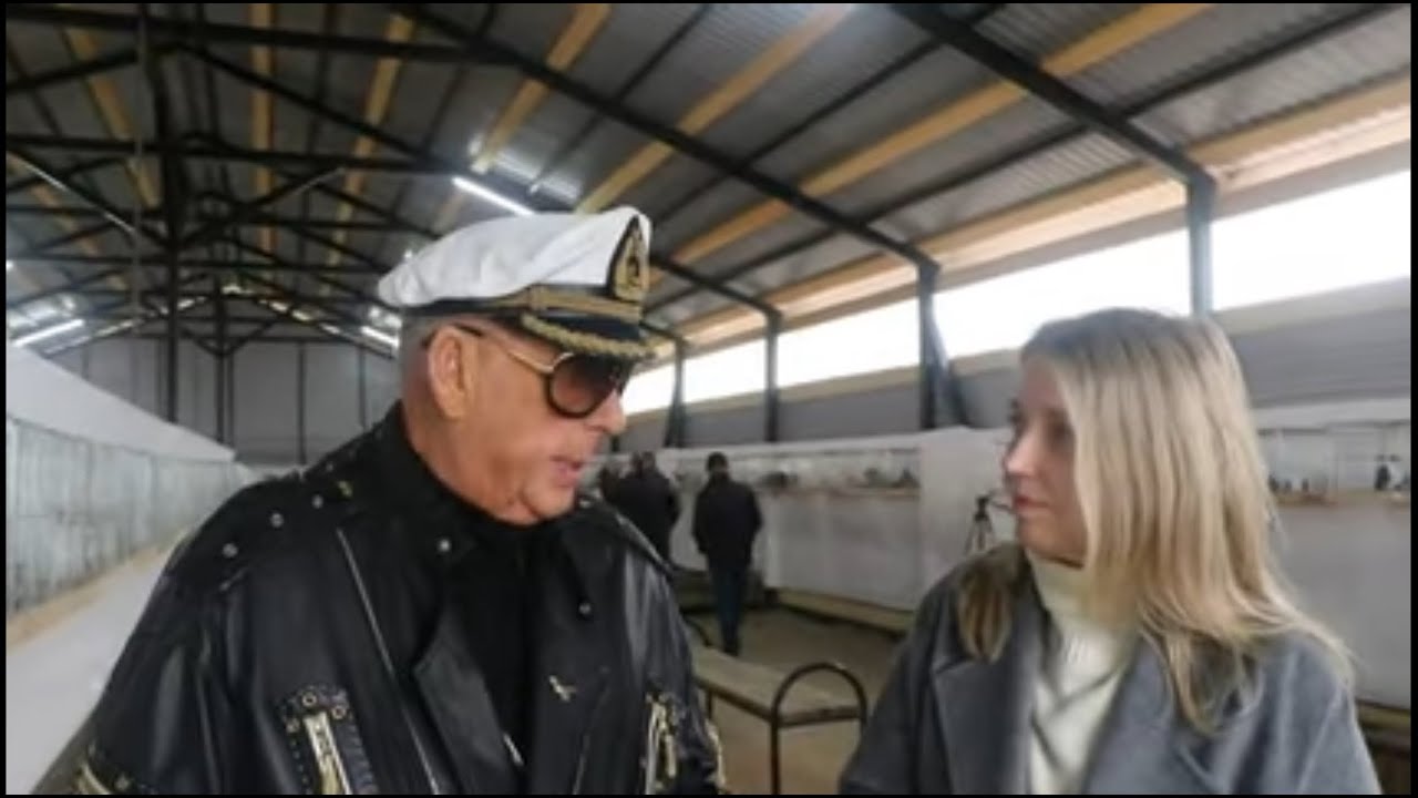 Выставка голубей.Харлашин Виктор Иванович и его друзья.5.10.2024