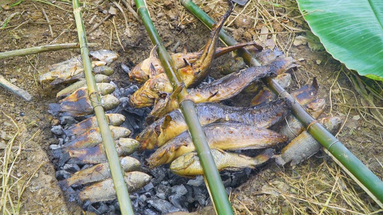 Rô Đồng Nướng Ở Bờ Đê, Lai Rai Rượu Đế Nhớ Thương Quê Nhà | Nét Quê ...