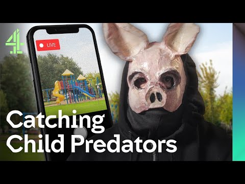 Paedophile Hunter: I Expose Predators On Live Stream | Ask The Mask | Channel 4 Documentaries