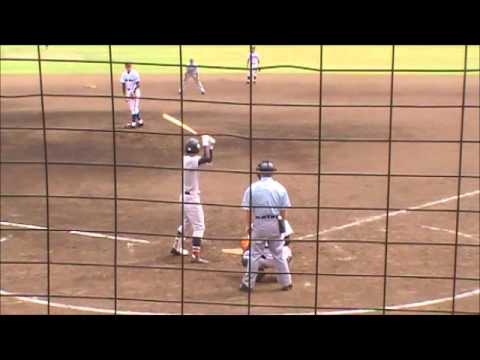 【横浜高校 佐藤佑哉デッドボール！】2012春季関東VS山梨学院大付属.wmv