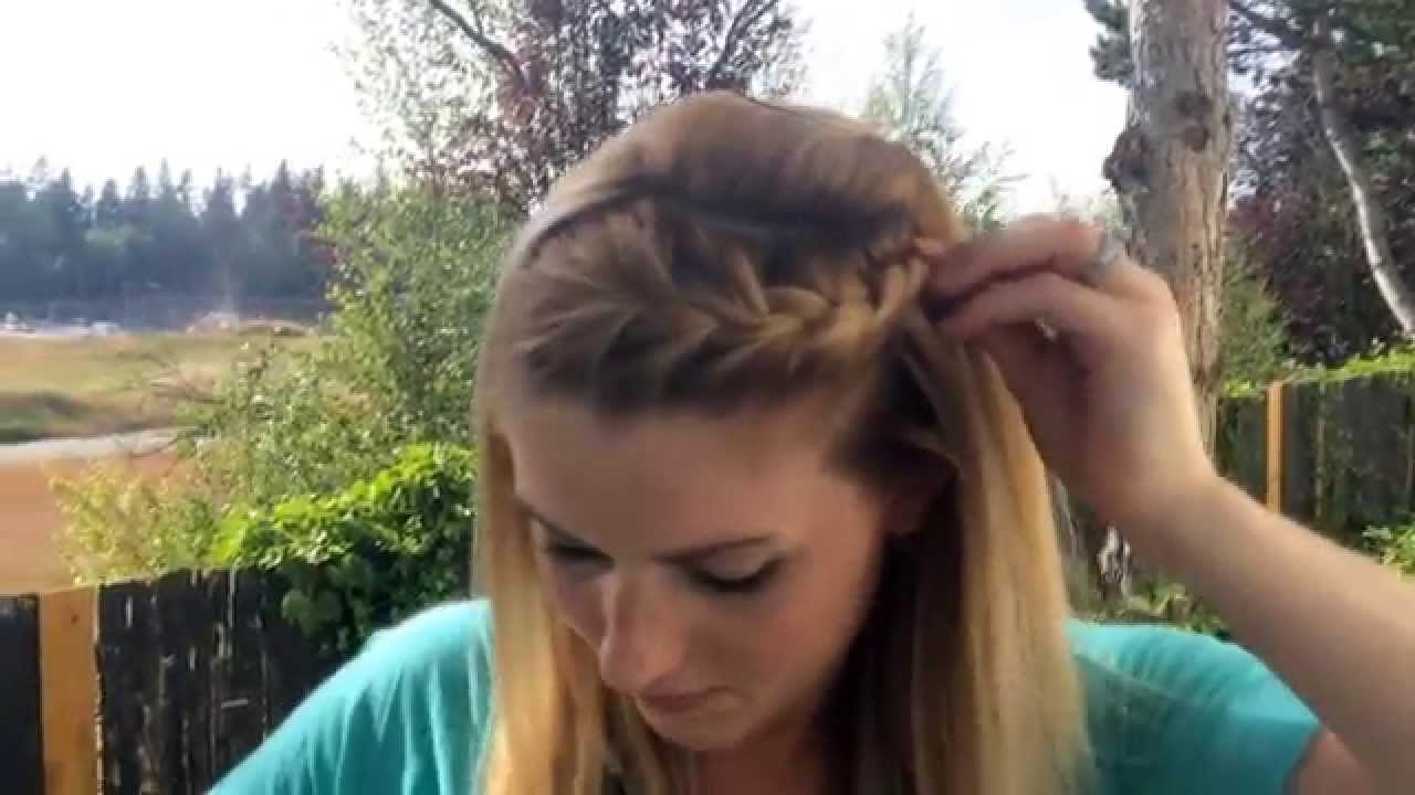 How To Create a Quick Front French Braid - YouTube