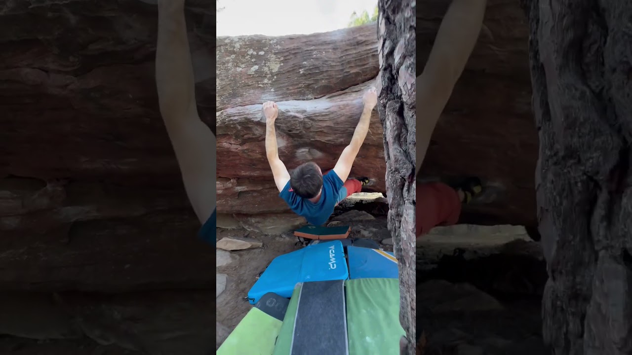 Eclipse 7b Sector Techos Albarracin Bouldering