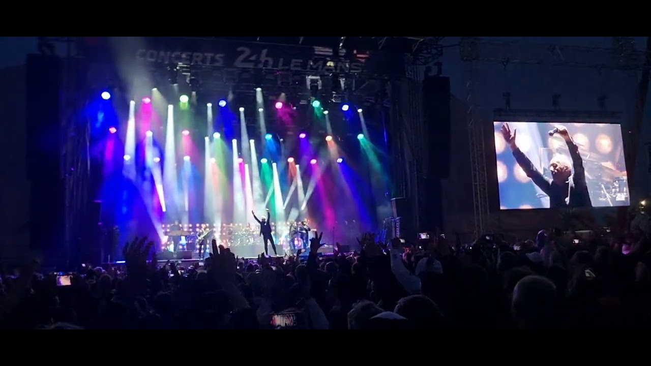 Simple Minds - Alive and Cicking