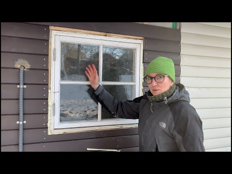 Video: Gør-det-selv vinduesmontering i et rammehus