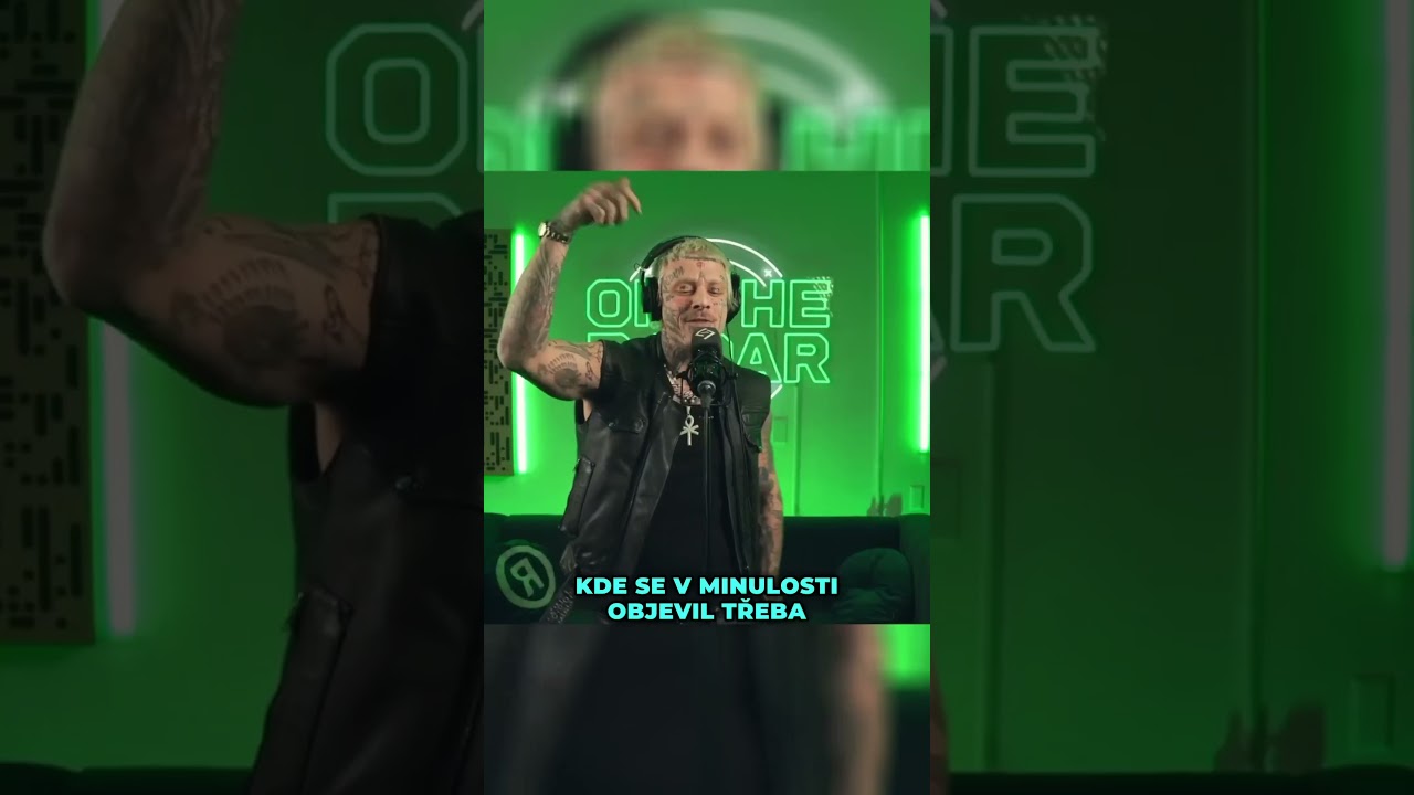 Jak&yacute; je v&aacute;&scaron; obl&iacute;ben&yacute; rapov&yacute; moment? 🤔Cel&eacute; video najde&scaron; tady ☝️#rewind #rap #klip #yzomandias