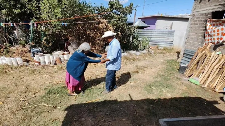 "Mi mam me vio, me creci , ahora la seguir cuidand...