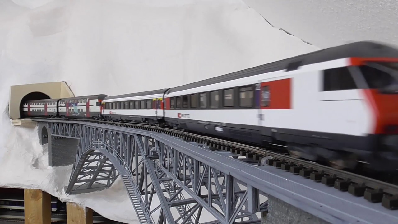 Schweizer Modelleisenbahn SBB BLS - H0 Neue/Überarbeitete Personenzüge