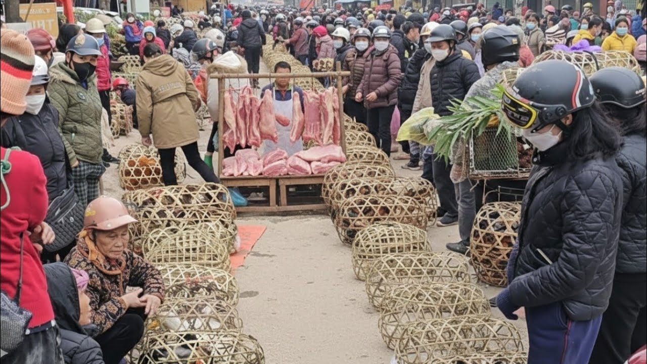 Tết Về Thật Rồi! Không Khí Chợ Tết Lạng Sơn Nhộn Nhipn Khiến Người Xa Quê Rưng Rưng Nhớ Nhà