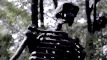 Iconic x BonZQi x Y0ung x Francis - BOMBASQUIAT (Official Video)