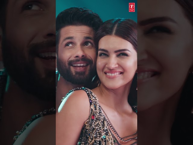 Groove on #teribaatonmeinaisauljhajiya Title Track. #shahidkapoor #kritisanon #shorts